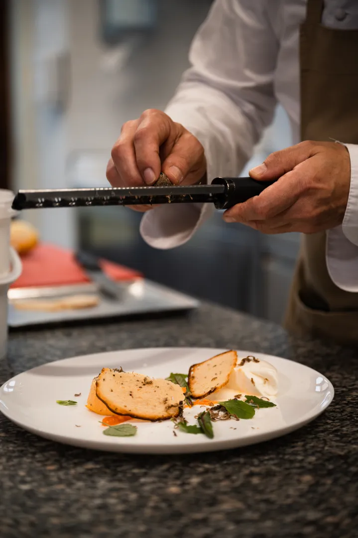 Aperitif and dishes from the Marche tradition